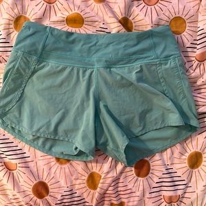 Lulu lemon speed up short- size 6 teal